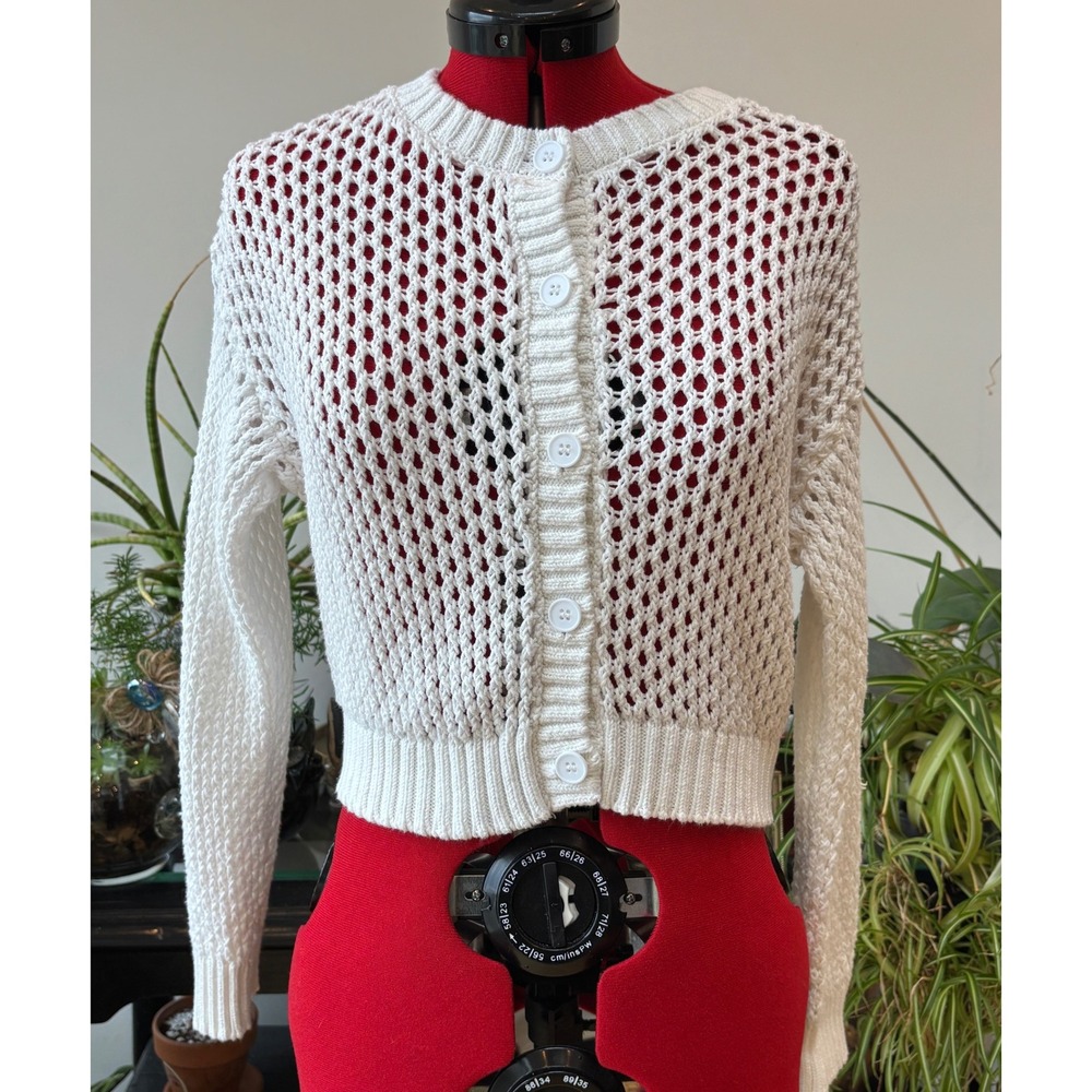 MIOU MUSE White crochet knit holes crop cardigan womens sz small preppy cotton